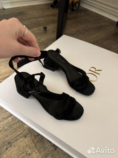 Туфли женские 37