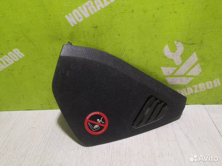 Накладка декоративная Мерседес Бенз 211 Е класс