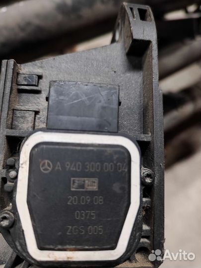 Педаль газа Мерседес А940 300 00 04