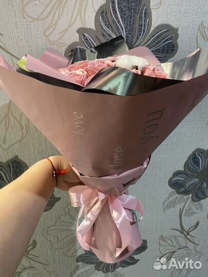 Букет из мыльных роз и хлопка