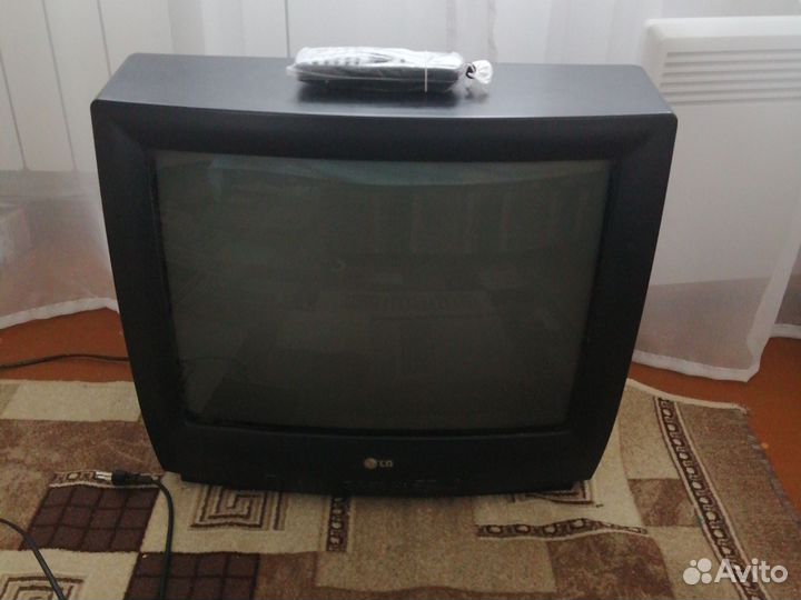 Продам телевизор