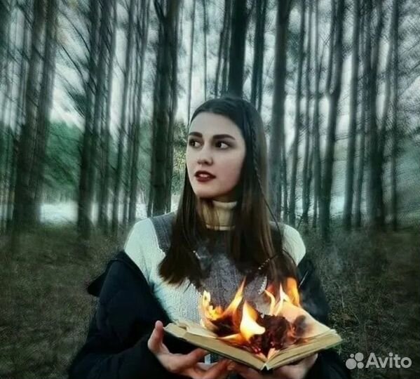 Гадание на картах таро и рунах