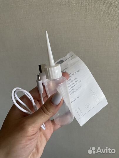 Сенсорный дозатор для жидкого мыла