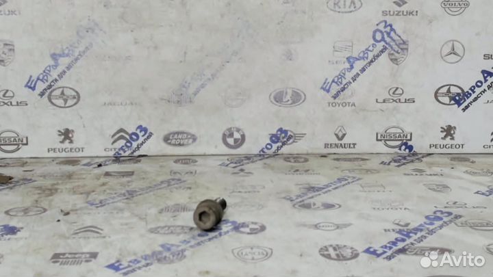 Болт пыльника ШРУСа Audi A6 C5 1997-2004