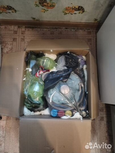 Кухонные принадлежности коробкой