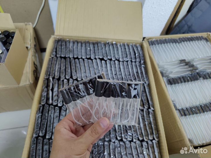 Флаконы для духов / Атомайзеры