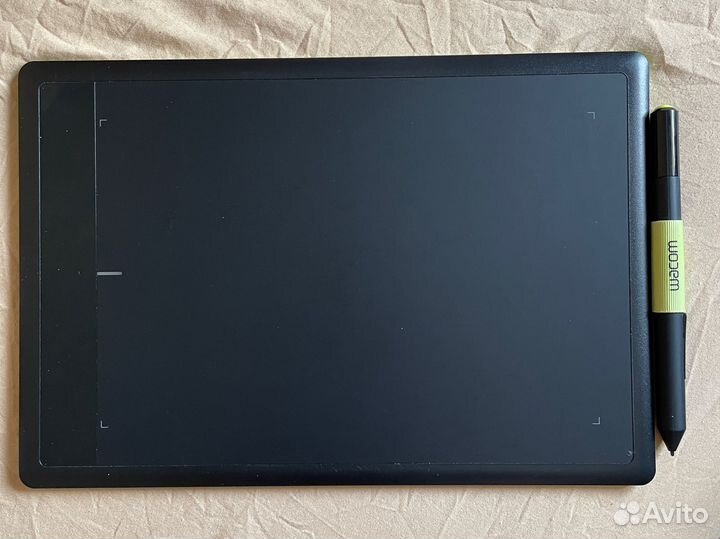 Планшет графический Wacom One M (Medium) CTL-671