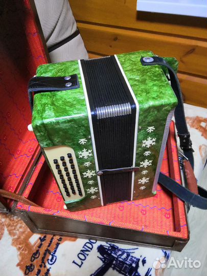 Гармонь Восток