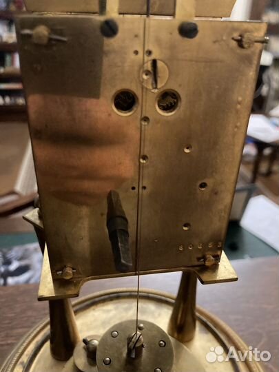 Часы годовики