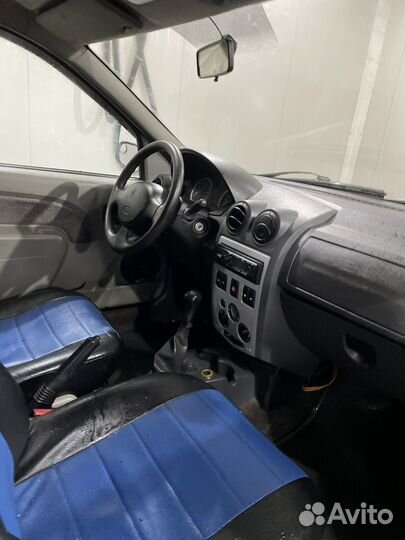 Renault Logan 1.6 МТ, 2006, 200 000 км