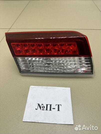 Фонарь в крышку багажника левый Renault Laguna 3