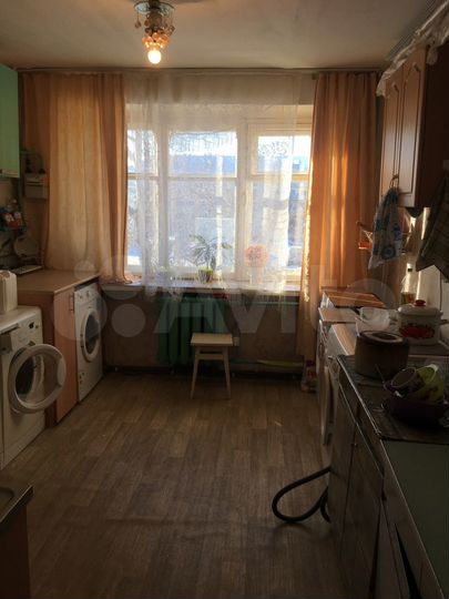 Комната 12 м² в 5-к., 3/5 эт.