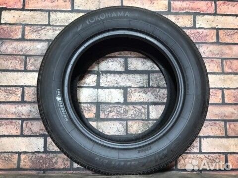 Yokohama BluEarth E70 215/60 R16