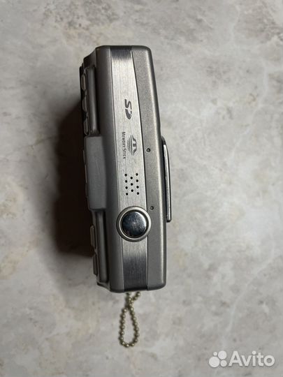 Фотоаппарат Dimage g600