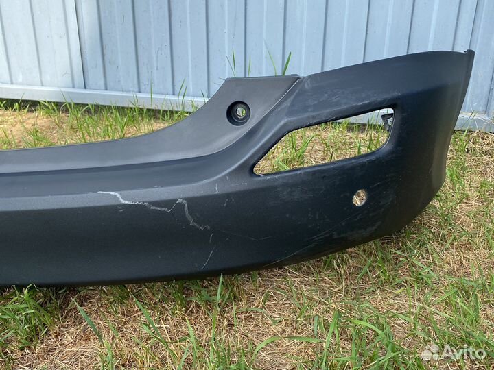 Продам бампер на toyota raf 4