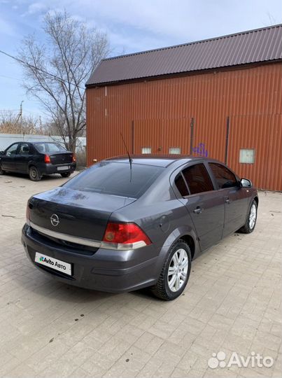 Opel Astra 1.8 AT, 2009, 225 000 км