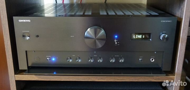 Усилитель Onkyo A-9070