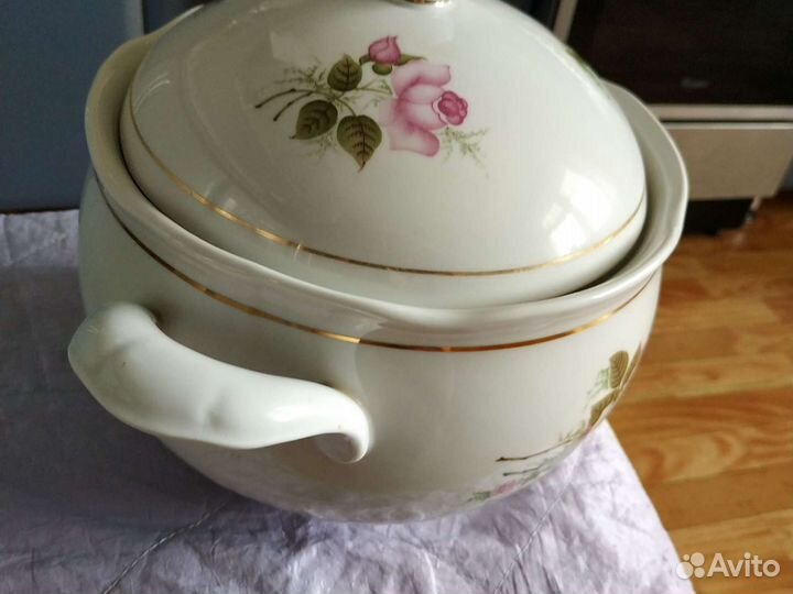 Новая супница времён СССР