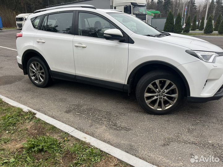 Toyota RAV4 2.5 AT, 2018, 53 000 км