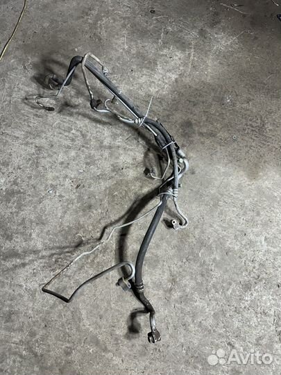 Трубки кондиционера Mitsubishi Montero Sport 1