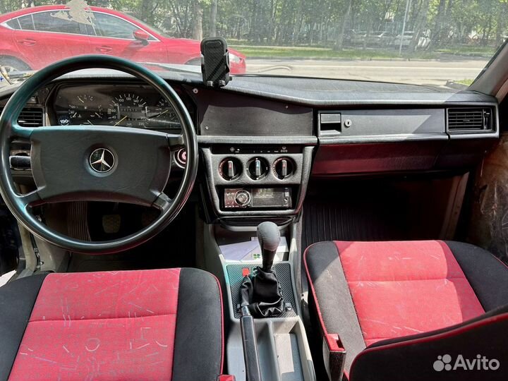 Mercedes-Benz 190 (W201) 2.0 МТ, 1987, 100 000 км