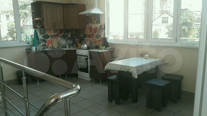 Комната 14 м² в 6-к., 3/4 эт.