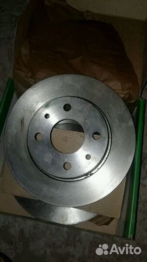 Диски тормозные2108-2015 Брембо новые. цена за ком