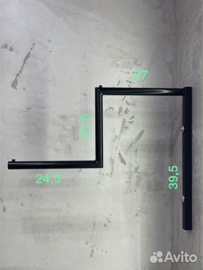 Крючки в примерочную для одежды