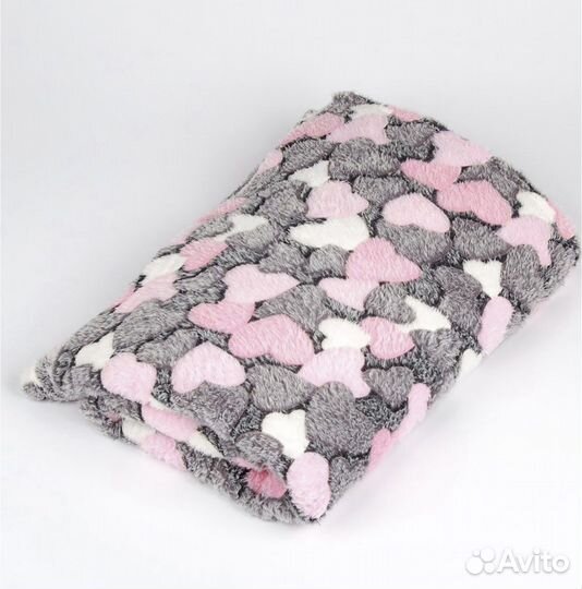 Плед флисовый новый розовые сердечки