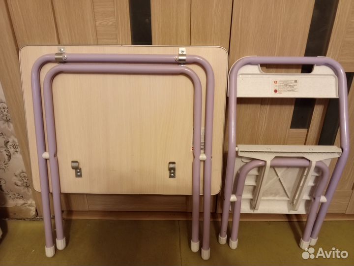 Детский стол и стул