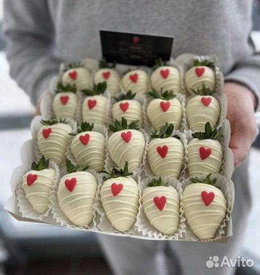 Букеты из клубники