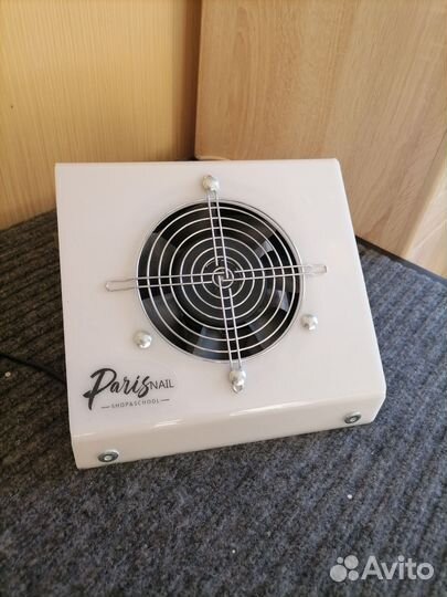 Разное оборудование и расходники для маникюра