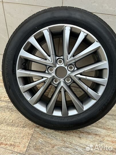 Колесо в сборе на Camry v55 (215/55/r17)