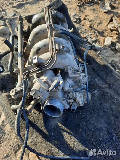 Впускной коллектор мазда 626