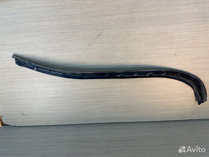 Уплотнитель двери Mercedes W222 задний правый