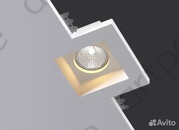 Светильник встраиваемый