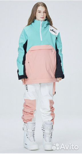 Женский сноубордический костюм 42 размера