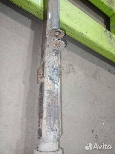 Ось балка для легкового прицепа