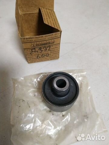 Сайлентблок цапфы задний Toyota Rav4 2006-2013