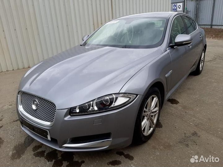 Разбирается на запчасти jaguar XF 2011-2015