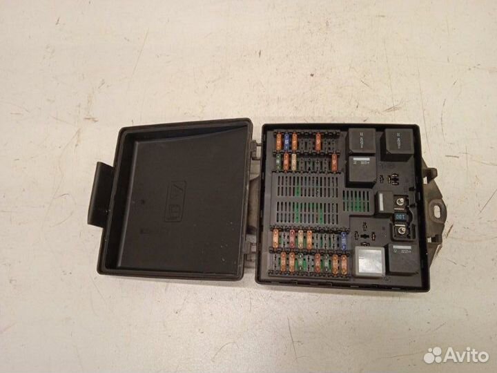 Блок предохранителей Jaguar Xj X351 3.0 2012