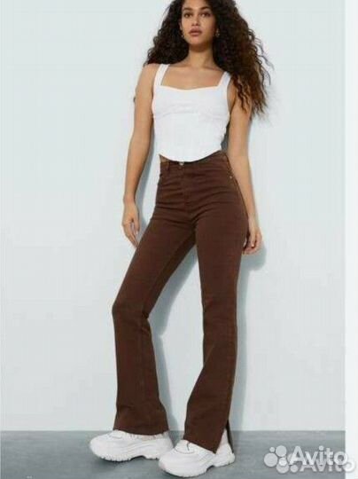 Джинсы Stradivarius 28 р