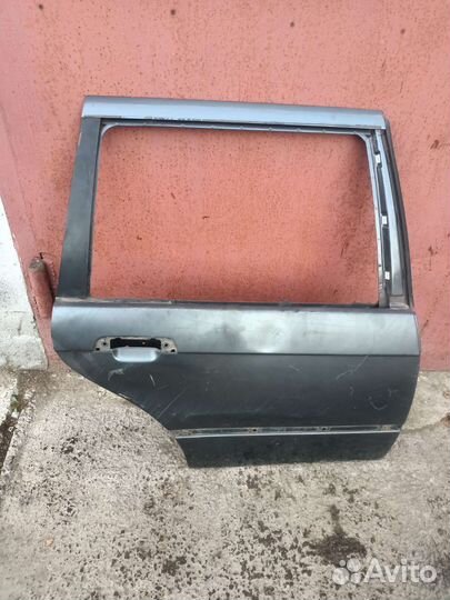 Дверь задняя правая BMW e36 универсал