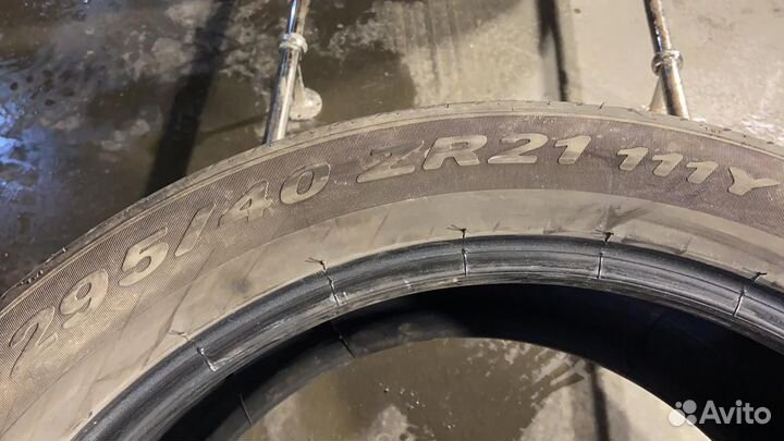 Pirelli P Zero 295/40 R21 111Y