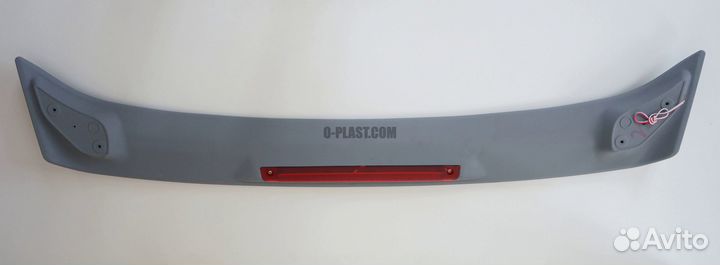 Спойлер на крышку багажника Toyota Corolla 120