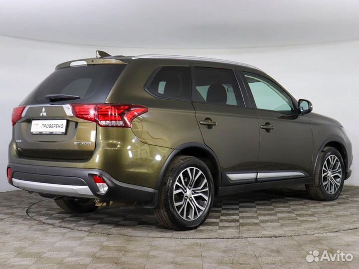 Mitsubishi Outlander 2.0 CVT, 2018, 125 381 км