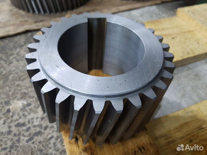 Шестерни, зубчатые колеса, звёздочки, рейки