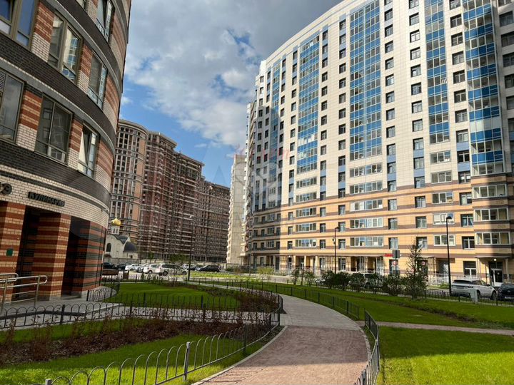 4-к. квартира, 104,6 м², 12/25 эт.