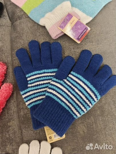 Новые детские перчатки пакетом