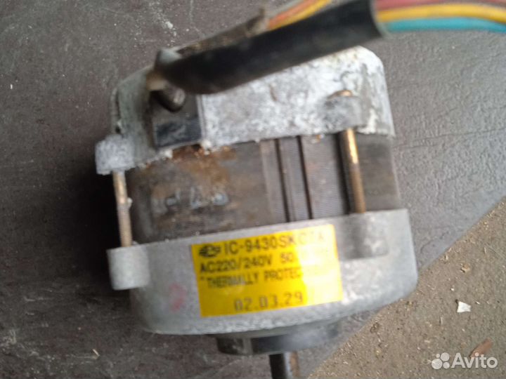 Двигатель внутреннего блока кондиционера